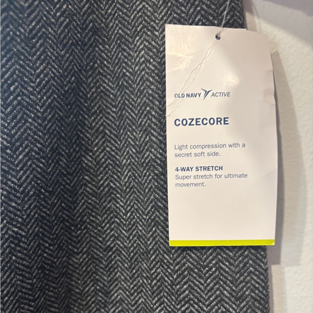 NWT Old Navy Active Highwaisted Cozecore Legging Herringbone - Women’s XXL - Picture 3 of 5